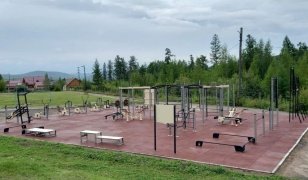Малую спортивную площадку открыли в Казачинско-Ленском районе