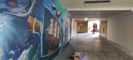 В Иркутске в подземном пешеходном переходе приступили к восстановлению граффити по мотивам творчества Михаила Лермонтова
