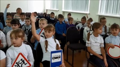 Две тысячи первоклассников Ставрополя стали участниками уроков-практикумов по ПДД в рамках всероссийской Недели безопасности