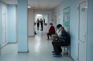 В Иркутской области определили график работы медицинских учреждений до 7 ноября