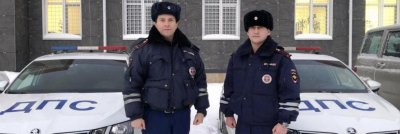 Жительница Новгородской области поблагодарила сотрудников Госавтоинспекции за помощь на дороге