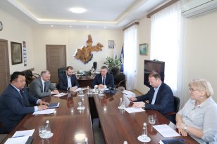 Губернатор Игорь Кобзев провел рабочую встречу с руководством Законодательного собрания и депутатских фракций