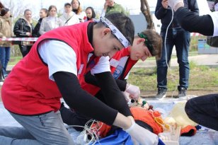 Студенты медицинских колледжей Иркутской области впервые соревновались в умении оказывать экстренную медицинскую помощь