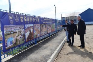 В посёлке Чунский завершается капитальный ремонт стадиона спорткомплекса "Юность"
