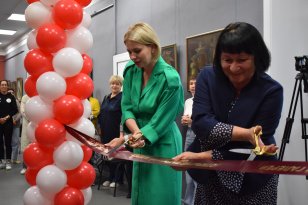 В Саянске после капитального ремонта открылась картинная галерея