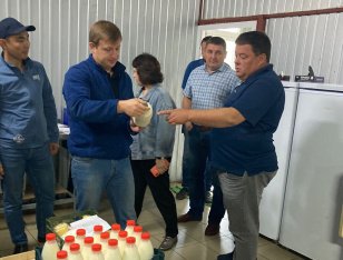 Министр сельского хозяйства области Илья Сумароков провел совещание с аграриями Тайшетского и Чунского районов