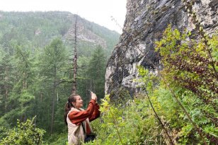 Мониторинг состояния трех пещер и стоянки древнего человека провели археологи в Иркутской области