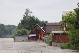 Пострадавшим от летнего паводка в Казачинско-Ленском районе направили денежную компенсацию