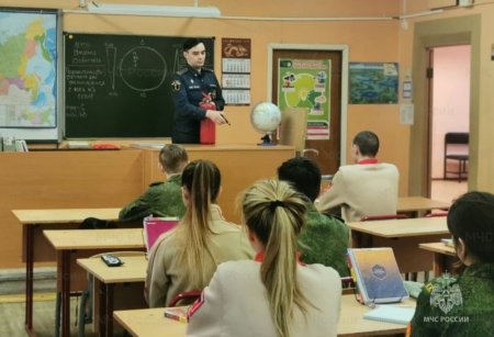 В школе Восточного округа Москвы состоялся открытый урок с кадетами