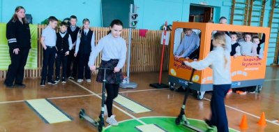 В Новгородской области интерактивные тренинги «Лаборатории безопасности» подготовили детей к безопасным каникулам