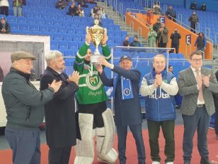 Кубок Губернатора области по хоккею с мячом среди любительских команд выиграл «Иркутский политех»