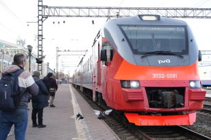С 1 мая неработающие пенсионеры Иркутской области могут воспользоваться бесплатным проездом на железнодорожном транспорте пригородного сообщения