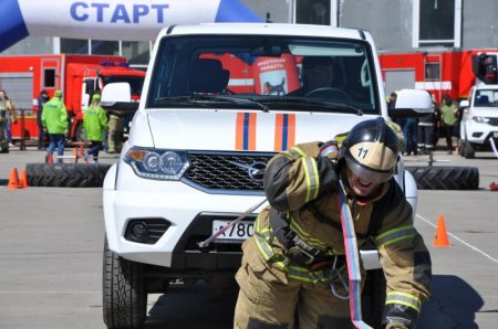 27 апреля в Иркутске пройдут зрелищные соревнования среди сильнейших пожарных Иркутской области
