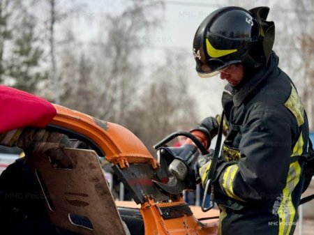 В Москве определили лучшую команду по проведению аварийно-спасательных работ при ликвидации последствий аварий на автомобильном транспорте