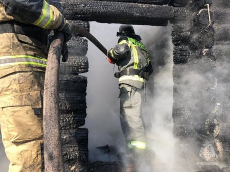 За неделю огнеборцами МЧС России потушено более 70 пожаров
