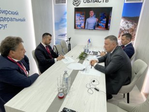Глава Иркутской области и президент компании «Объединенные Пивоварни» обсудили на ПМЭФ перспективы сотрудничества