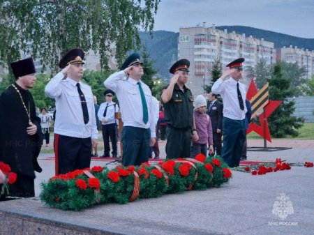 Сотрудники Главного управления почтили память погибших в годы Великой Отечественной войны