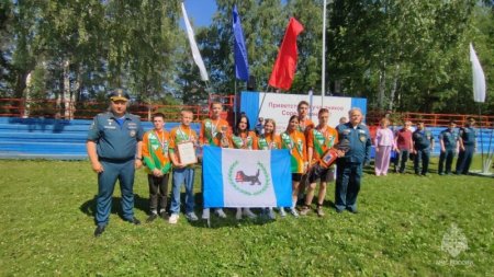 Команды школьников Иркутской области завоевали призовые места в межрегиональных соревнованиях В«Школы безопасностиВ»
