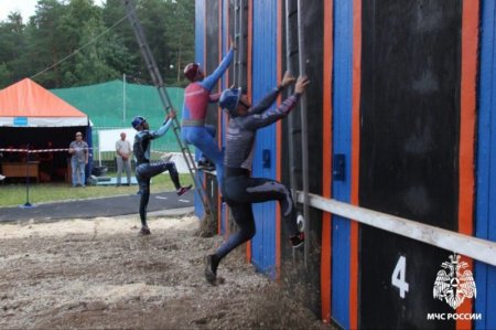 Новосибирская область приняла соревнования по прикладному спорту среди сибирских спасателей
