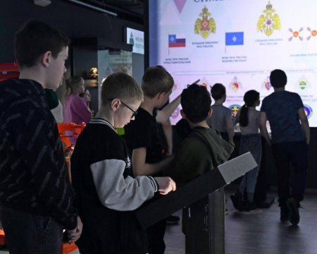 ����� 32 ����� ������� �������� �������������� �������� � 35-����� ��� ������